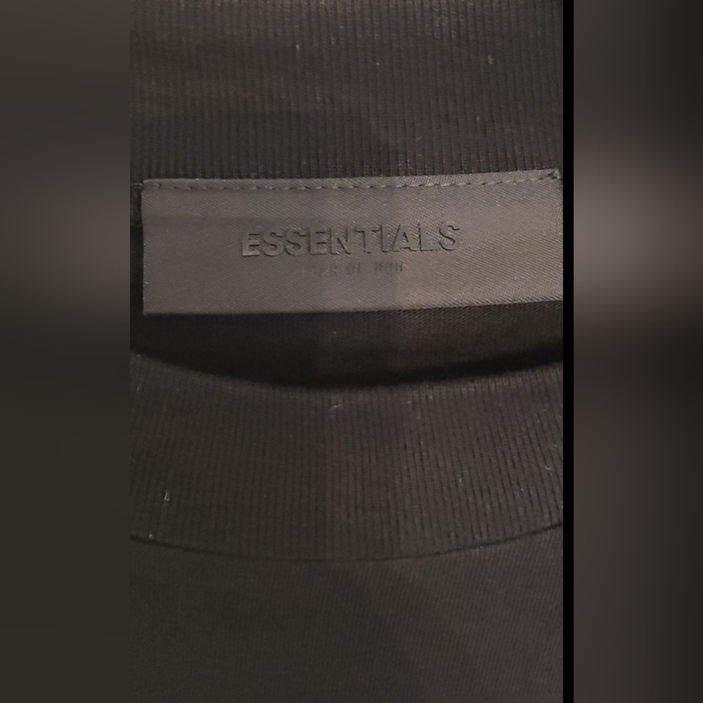 Fear Of God Essentials  T Shirt - Picture 3 of 7